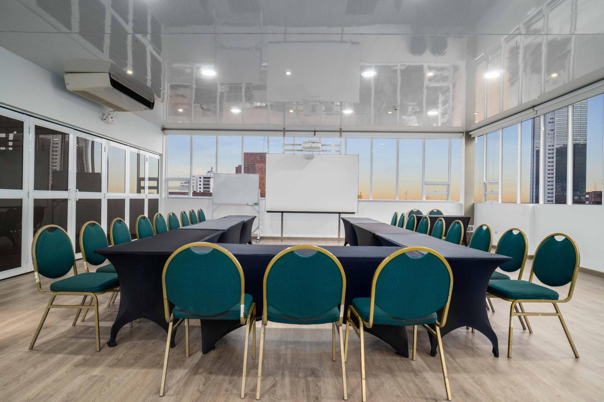 Azor Hotel Cali Versalles المظهر الخارجي الصورة