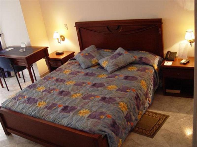 Azor Hotel Cali Versalles الغرفة الصورة